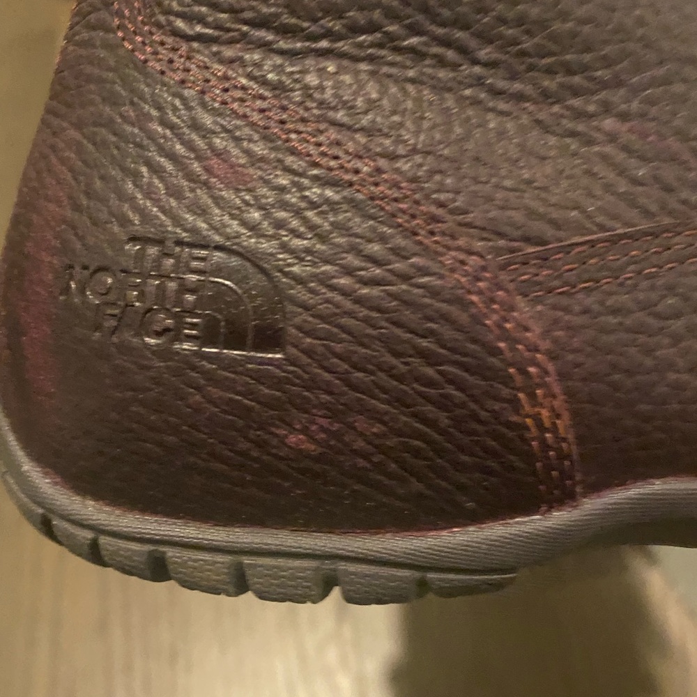 Practically New North Face Winter Boots. - image 5